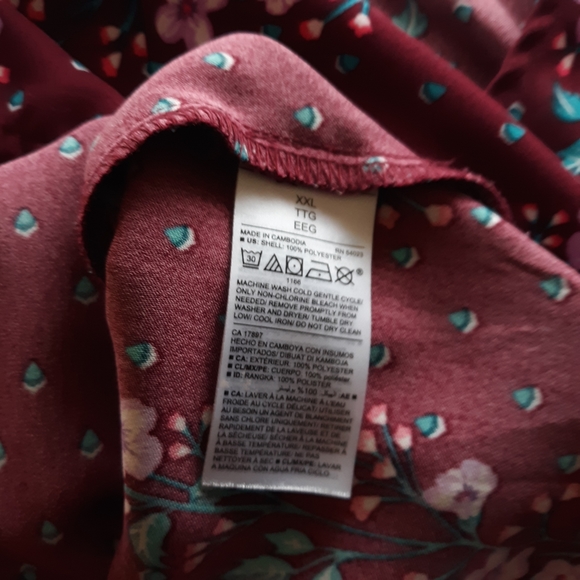 Old Navy burgundy floral blouse with bell sleeves - Picture 3 of 5